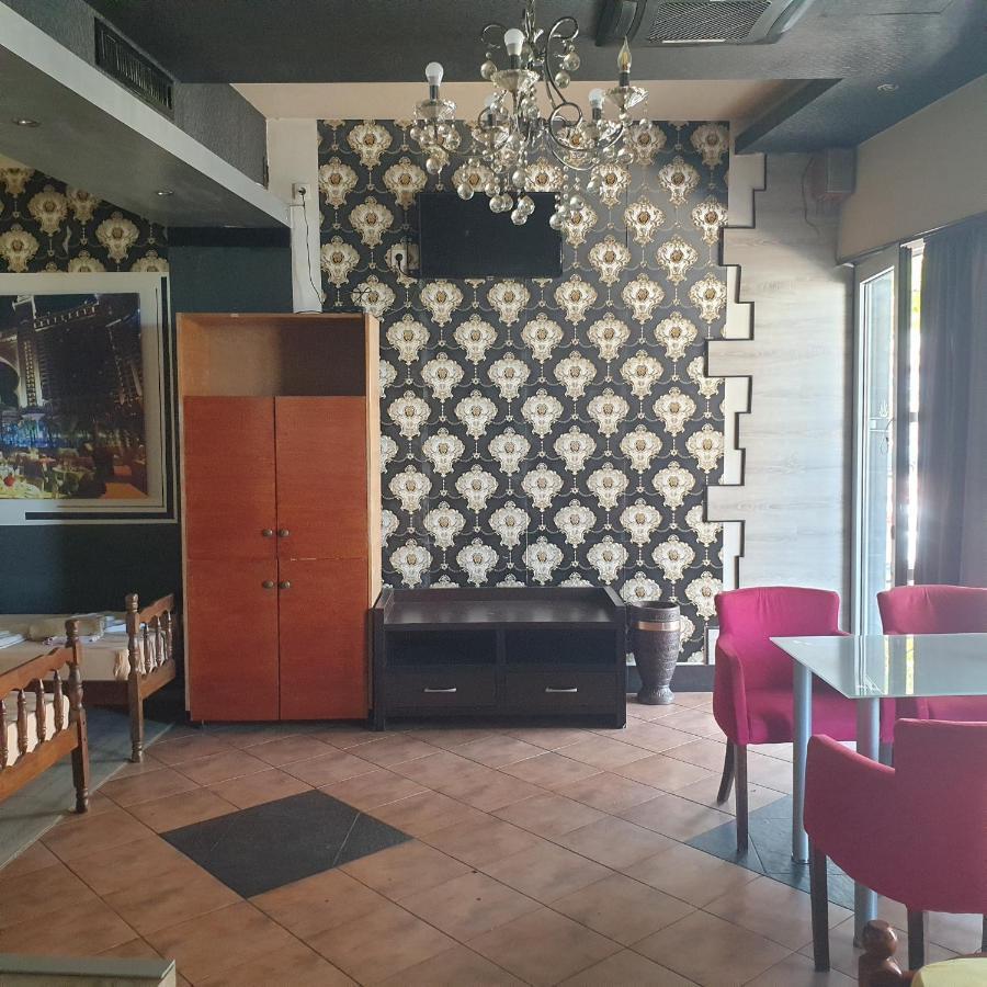Apartments Prag 울친 외부 사진