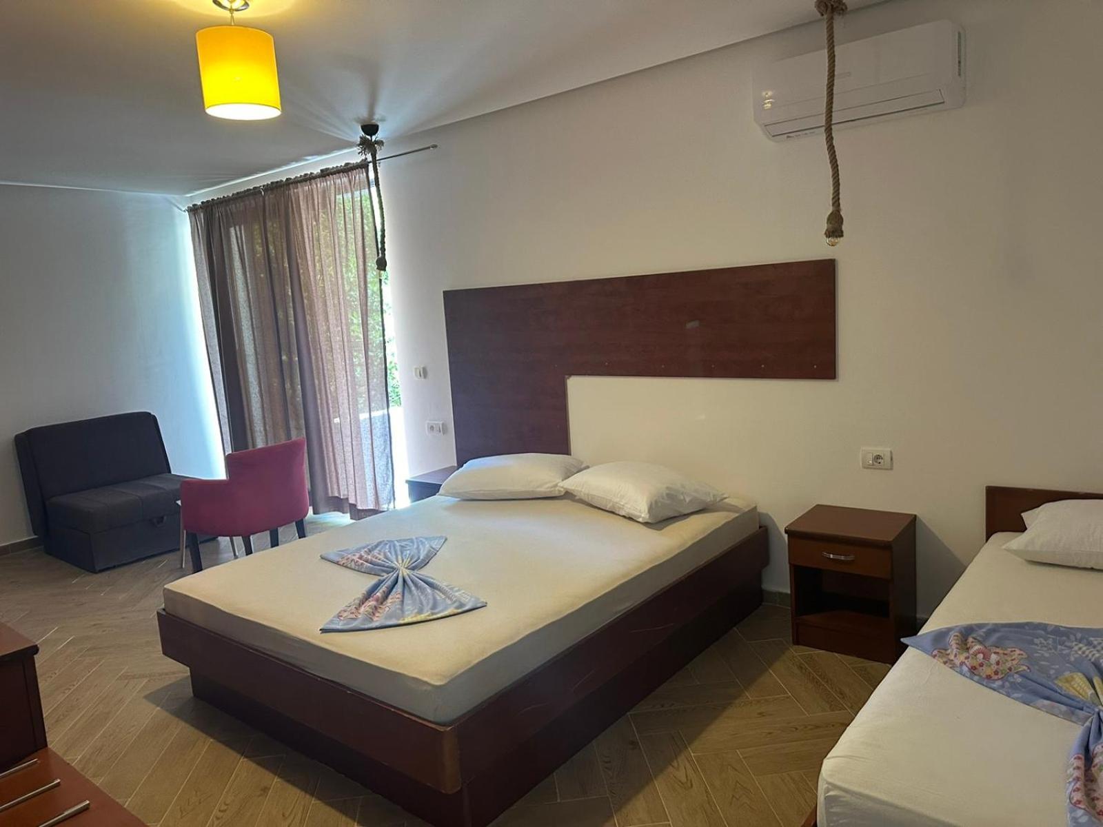 Apartments Prag 울친 외부 사진