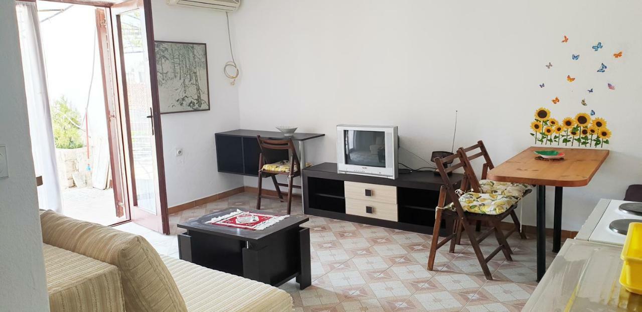 Apartments Prag 울친 외부 사진